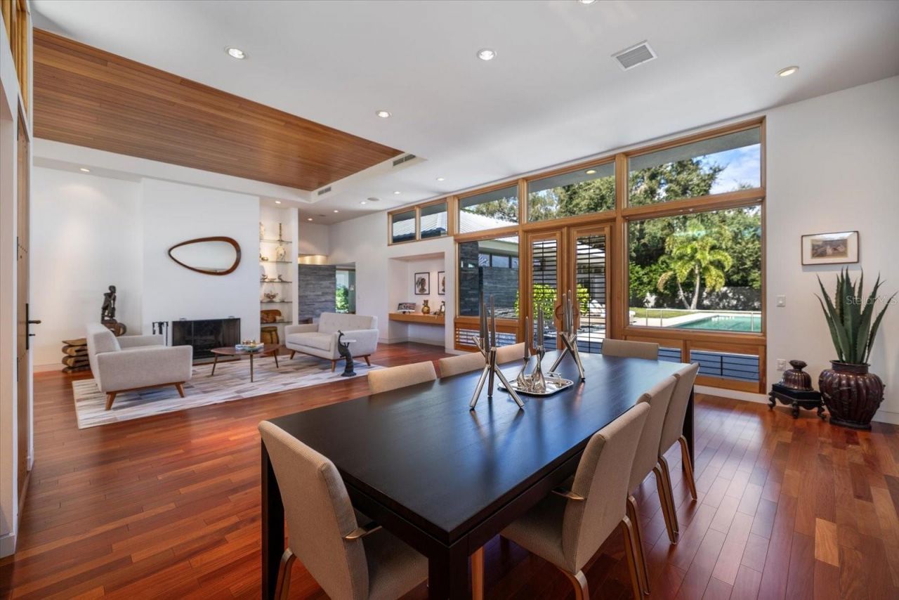 1739 Cherokee Drive, Sarasota, FL 34239 Photo