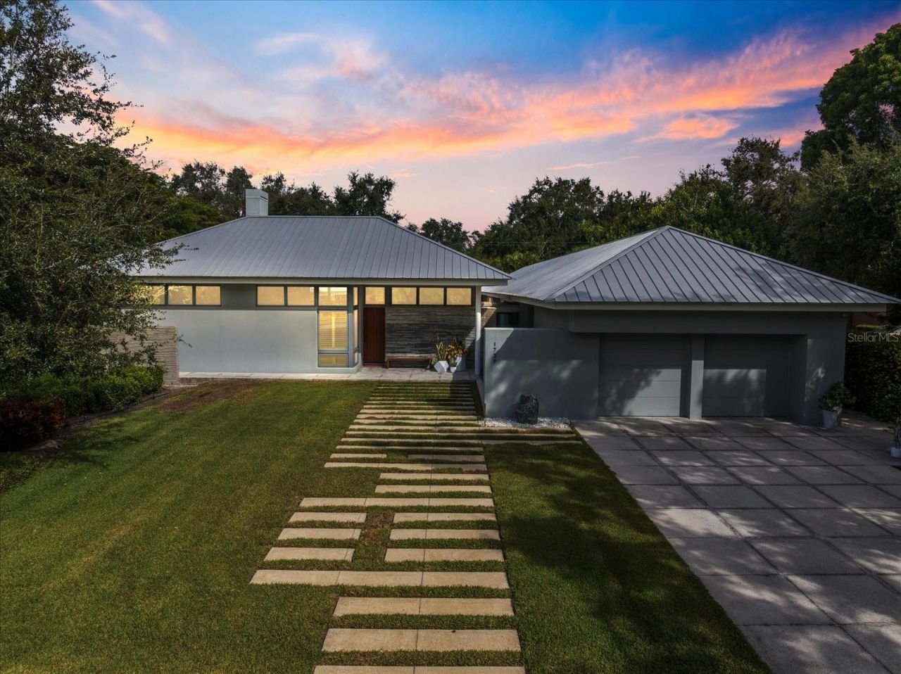 1739 Cherokee Drive, Sarasota, FL 34239 Photo