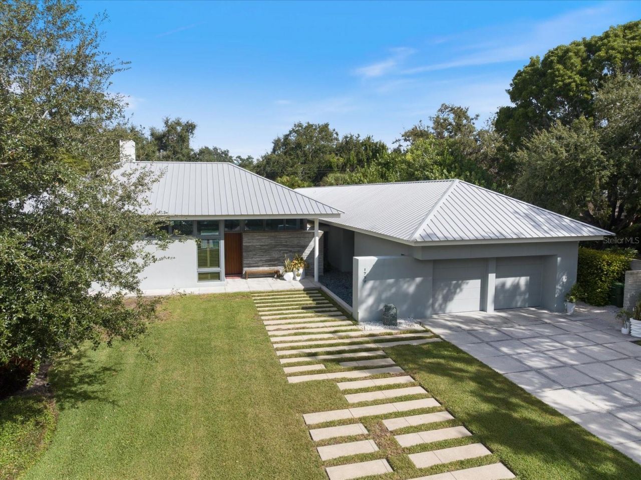 1739 Cherokee Drive, Sarasota, FL 34239 Photo