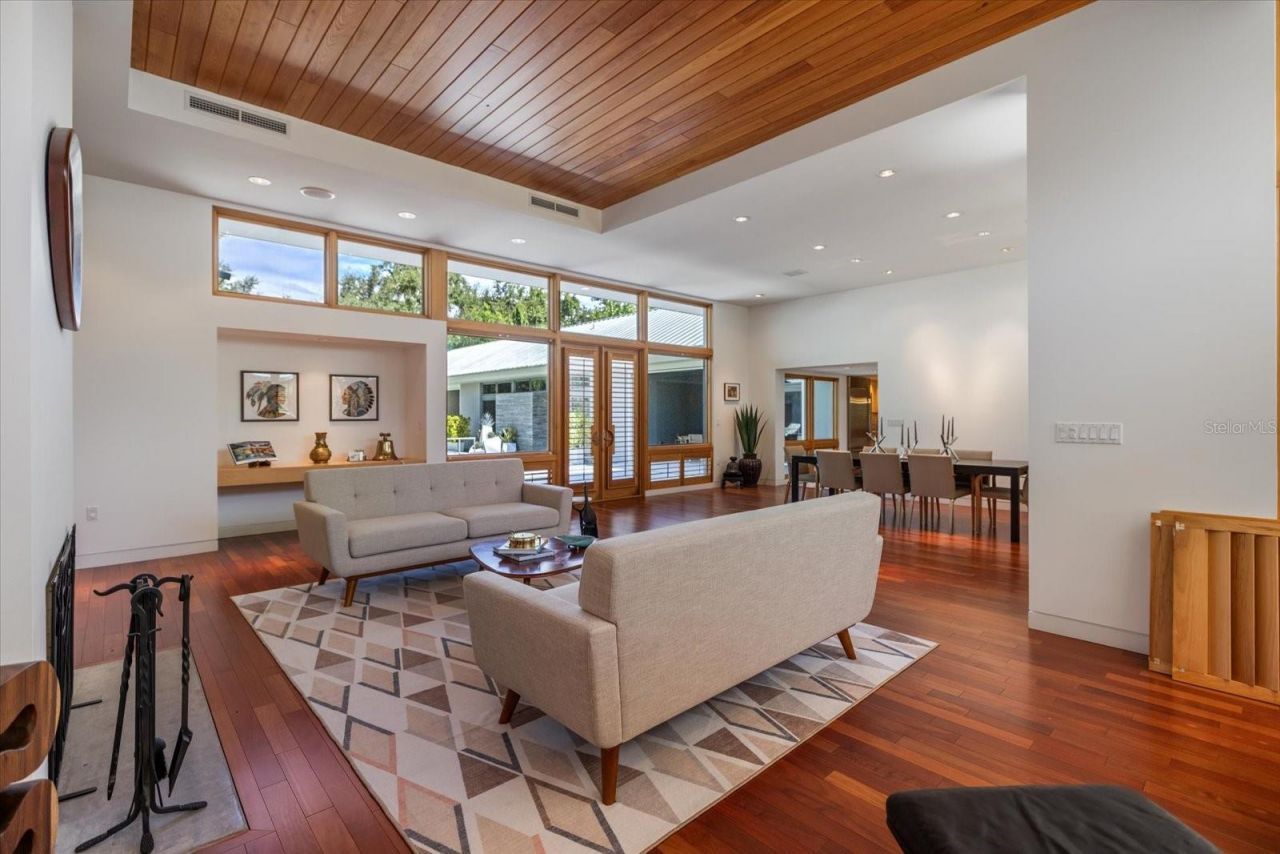 1739 Cherokee Drive, Sarasota, FL 34239 Photo