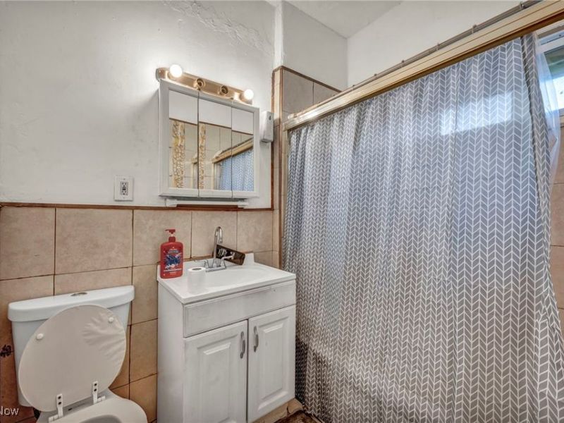987 E 78th Street, Cleveland, OH 44103 Photo 10