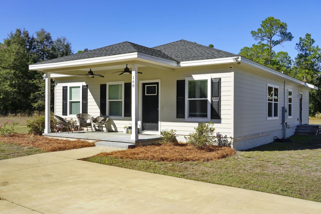 168 Engelbrecht Road, Defuniak Springs, FL 32433 Photo