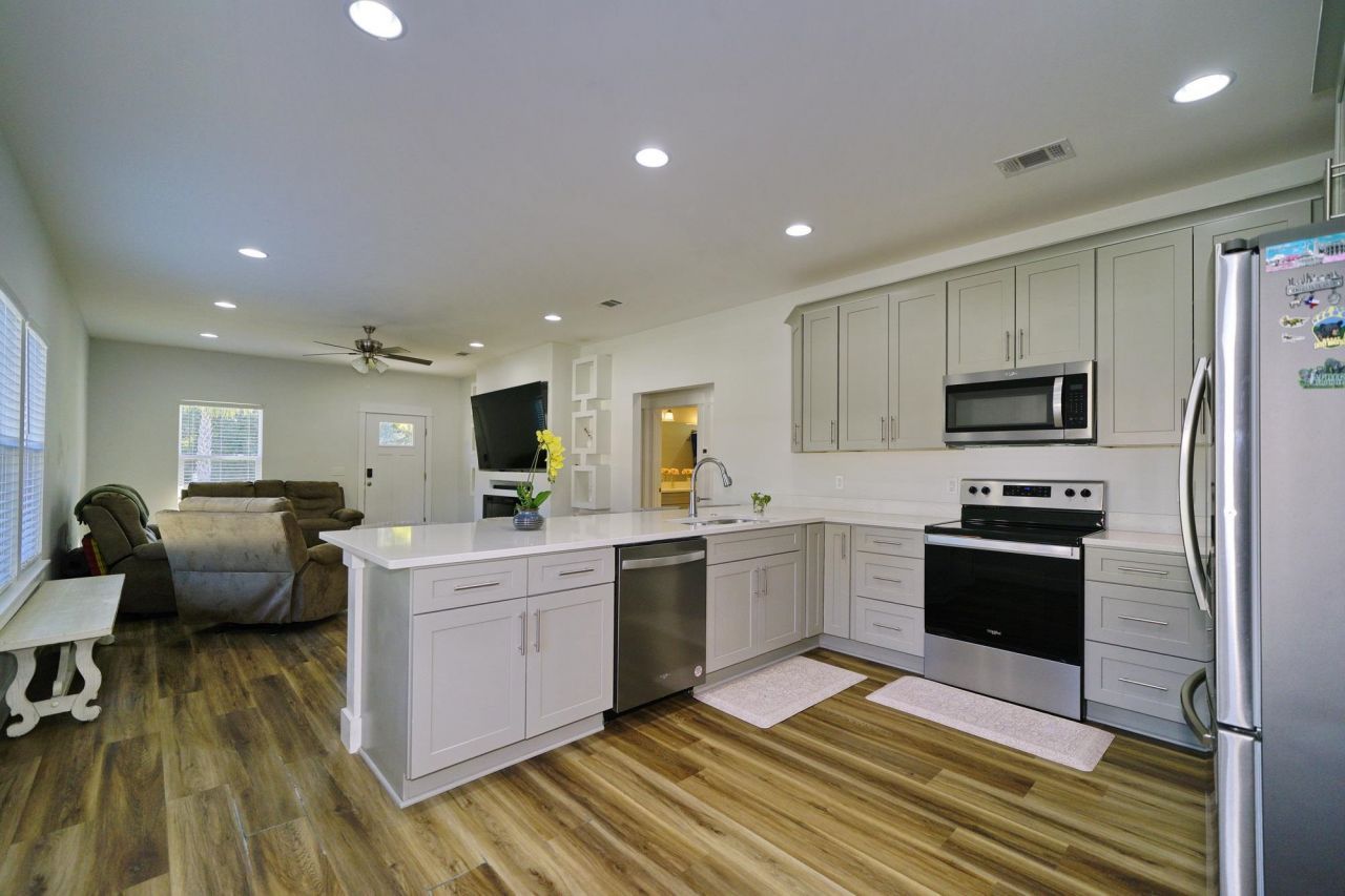 168 Engelbrecht Road, Defuniak Springs, FL 32433 Photo