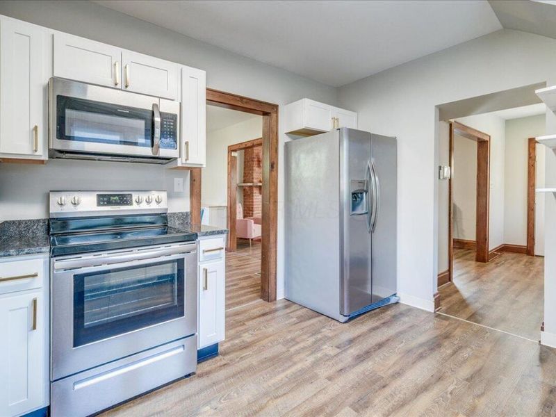 464 E Hinman Avenue, Columbus, OH 43207 Photo 12