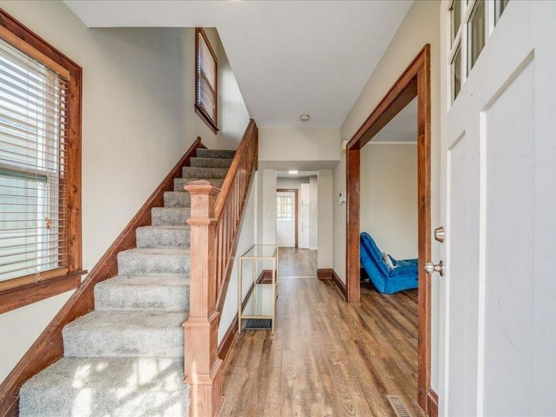 464 E Hinman Avenue, Columbus, OH 43207 Photo 14