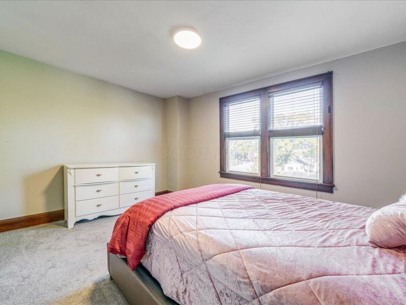 464 E Hinman Avenue, Columbus, OH 43207 Photo 17