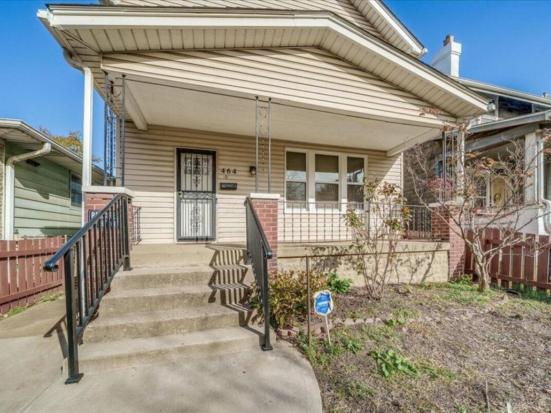 464 E Hinman Avenue, Columbus, OH 43207 Photo 2