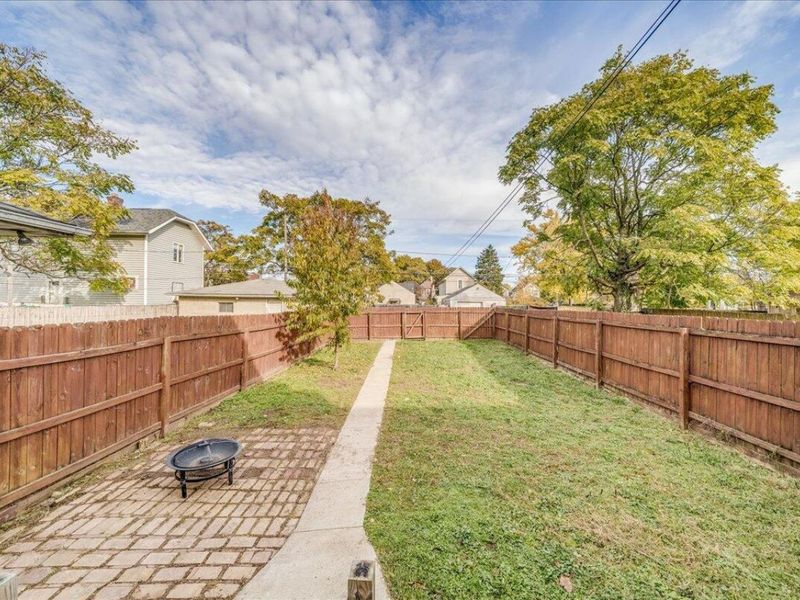 464 E Hinman Avenue, Columbus, OH 43207 Photo 28