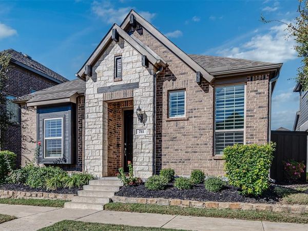 711 Waterbrook Parkway, Argyle, TX 76226
