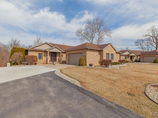 4250 Evergreen, Adrian, MI 49221