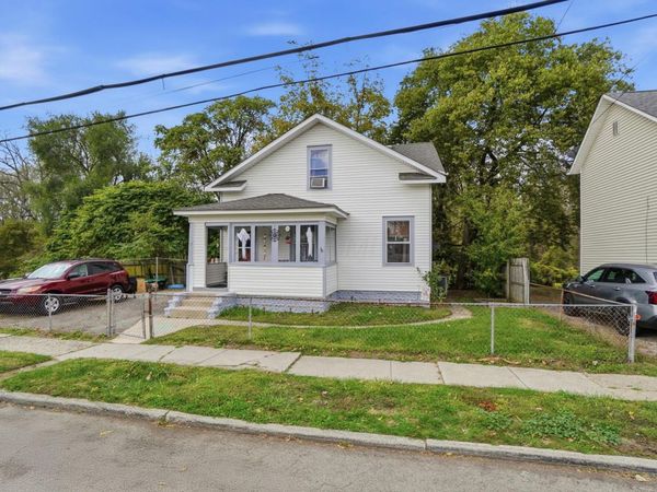 64 Commerce Street, Lockbourne, OH 43137