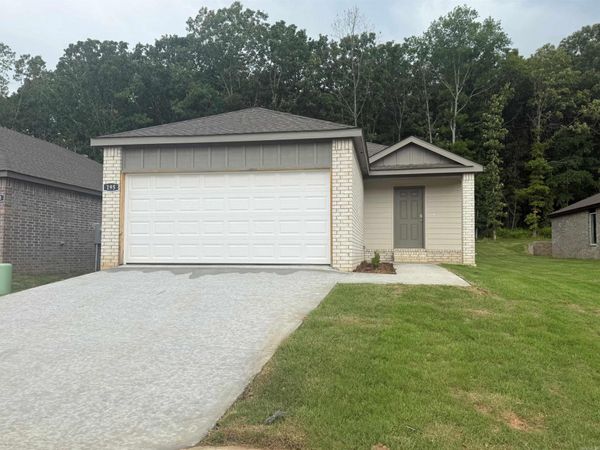 195 Bighorn Trail, Maumelle, AR 72113