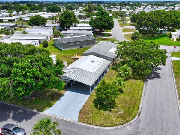 821 Bougainvillea Circle, Sebastian, FL 32976