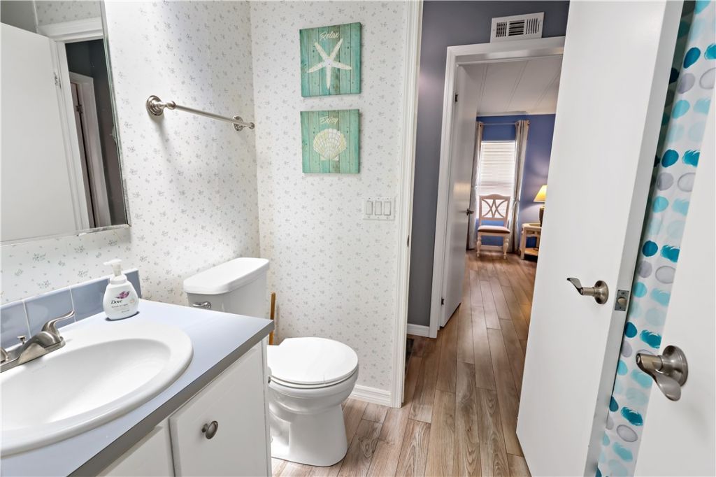 821 Bougainvillea Circle, Sebastian, FL 32976 Photo