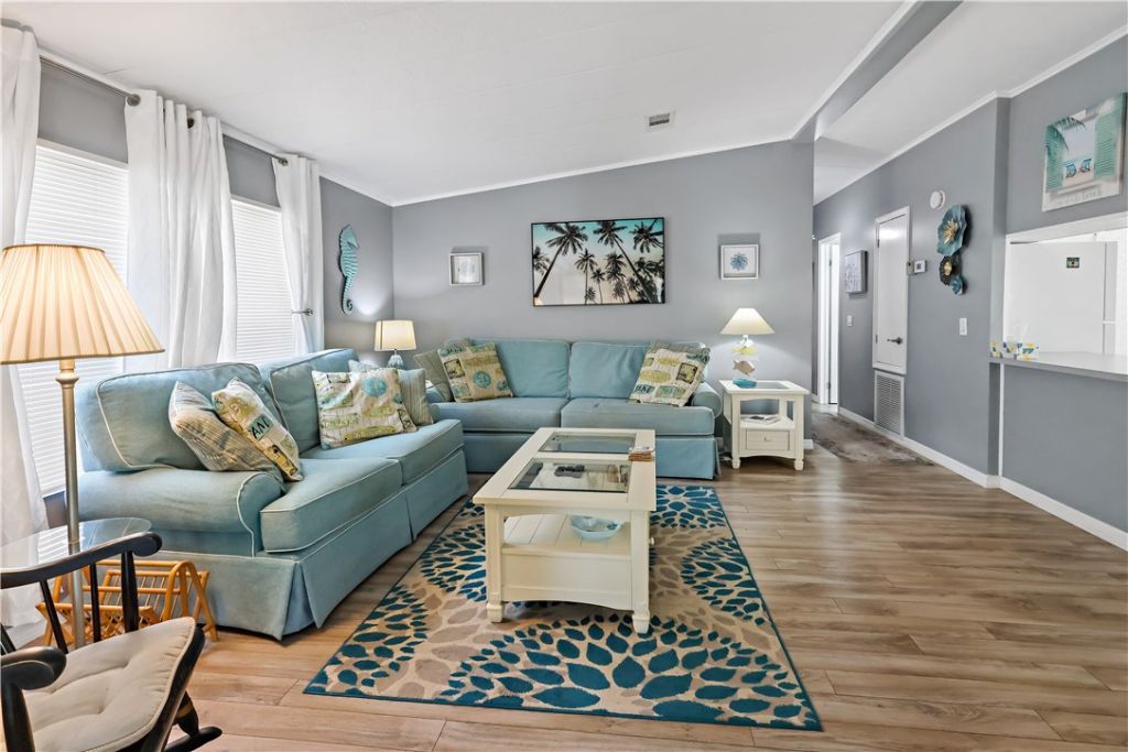 821 Bougainvillea Circle, Sebastian, FL 32976 Photo