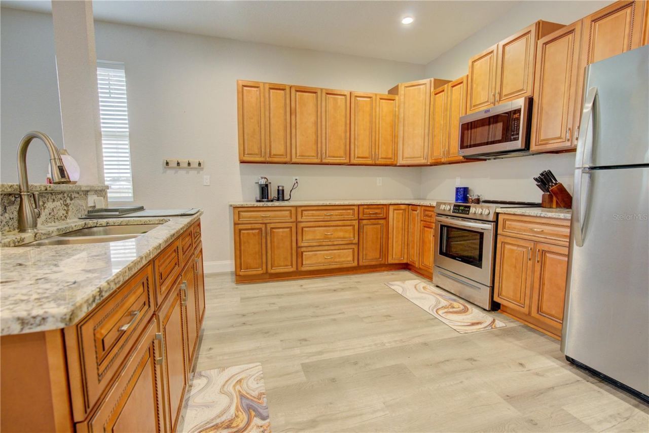 4991 SE 212th Court, Morriston, FL 32668 Photo