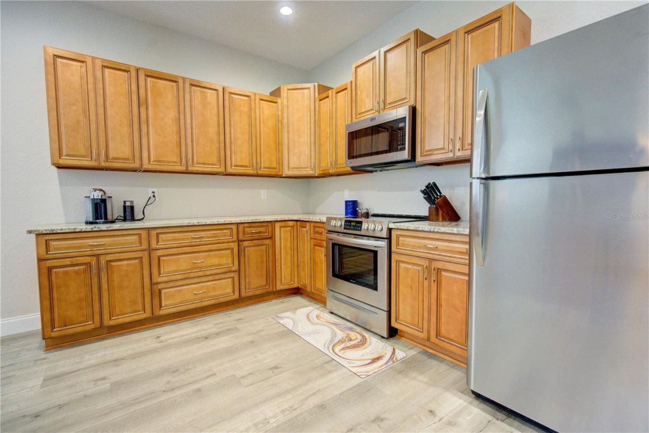 4991 SE 212th Court, Morriston, FL 32668 Photo