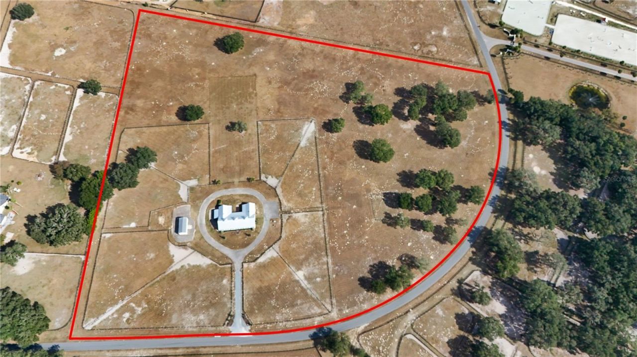 4991 SE 212th Court, Morriston, FL 32668 Photo