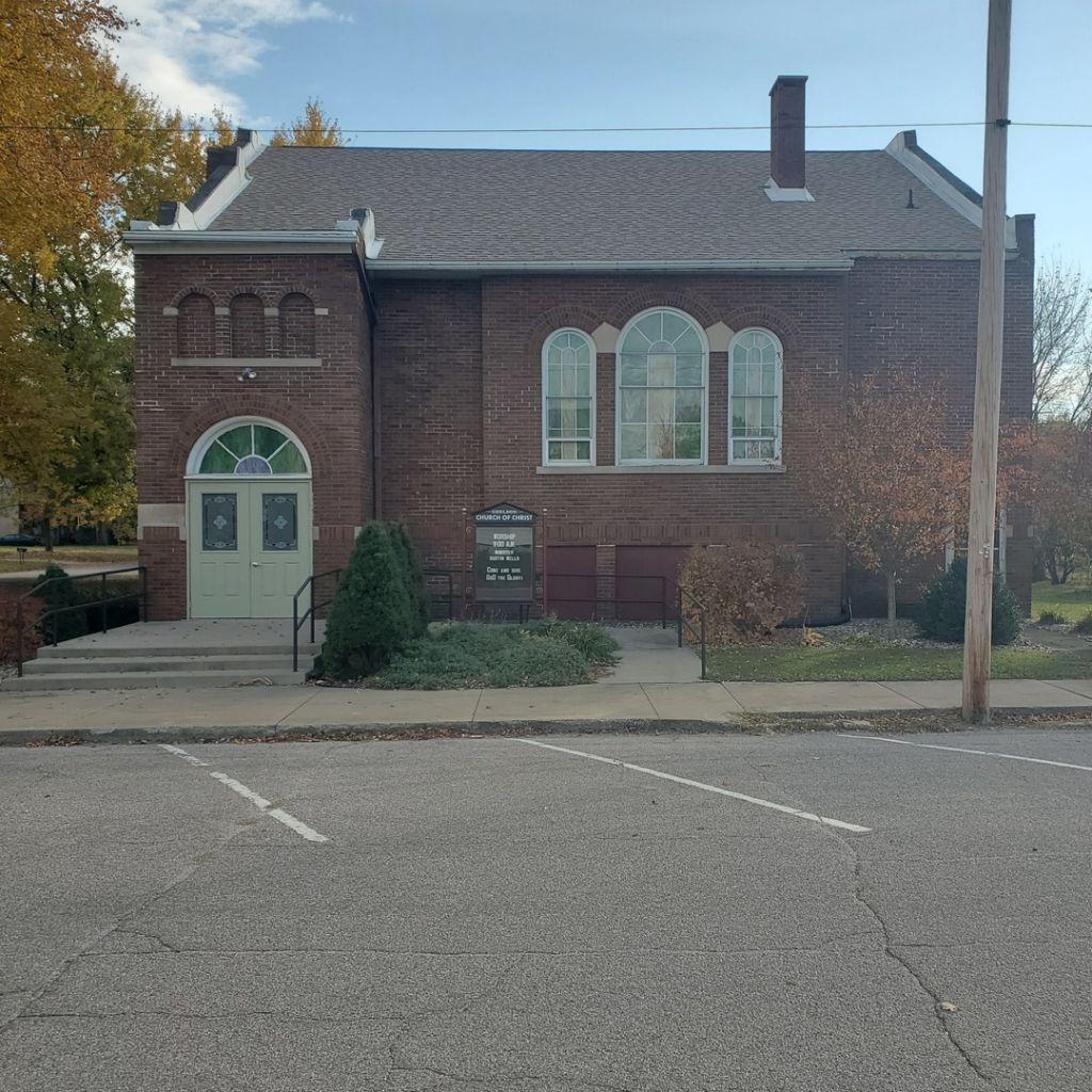 190 E Grove Street, Sheldon, IL 60966 Main Photo