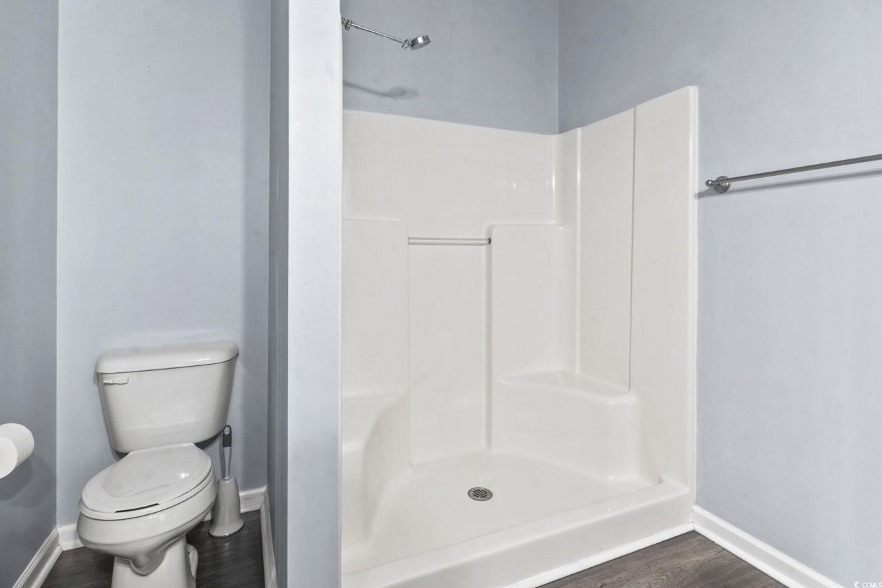 308 Freshwater Ct. Photo 4