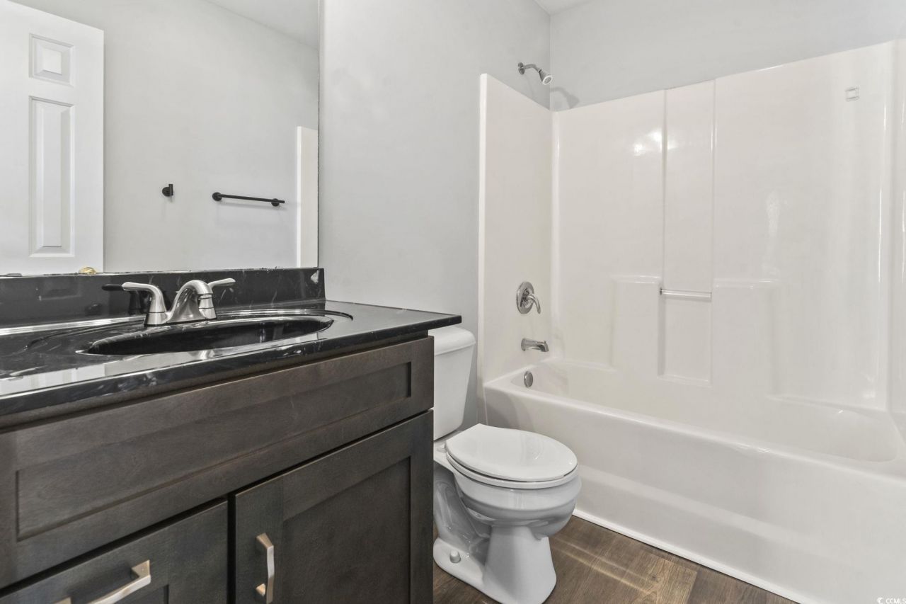 308 Freshwater Ct. Photo 7