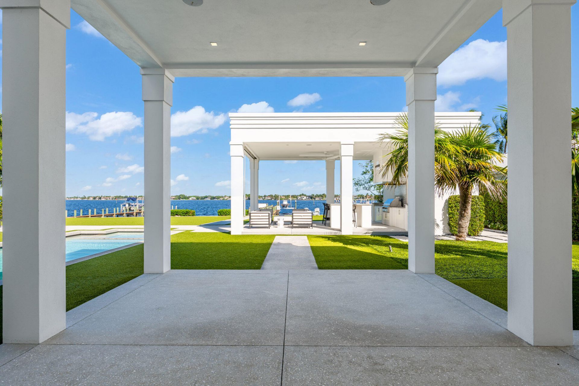 18200 Gardiner Lane, Jupiter, FL 33458 Photo