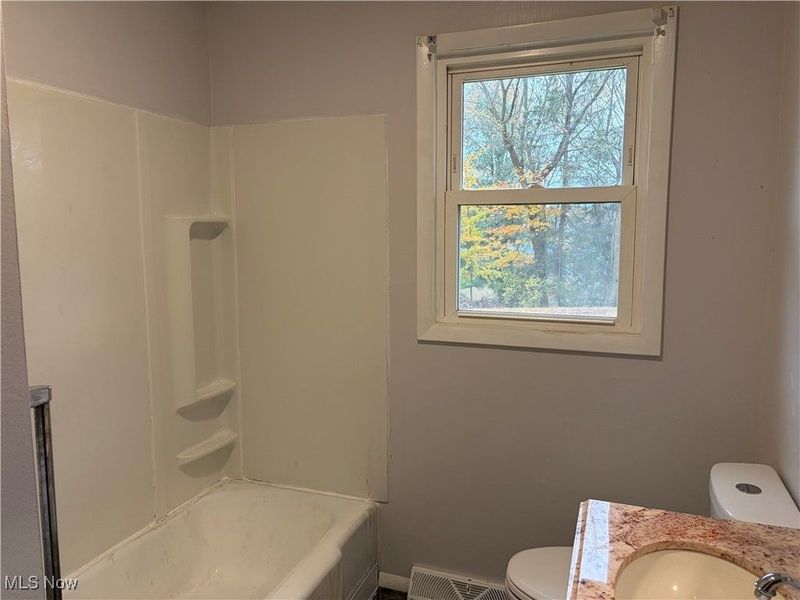 6490 Willow Way, Andover, OH 44003 Photo 10