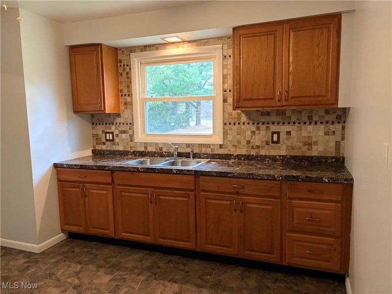 6490 Willow Way, Andover, OH 44003 Photo 6