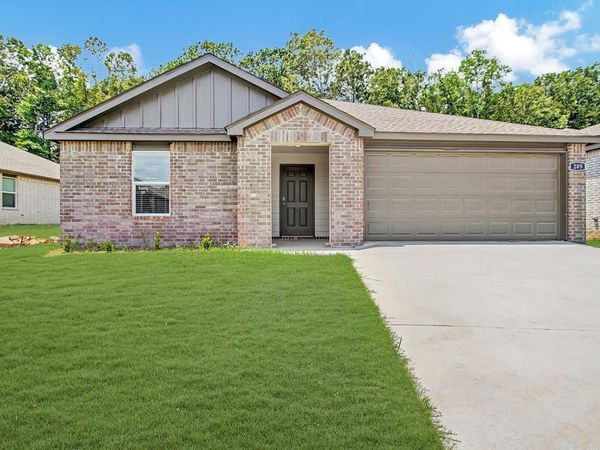 205 Bighorn Trail, Maumelle, AR 72113