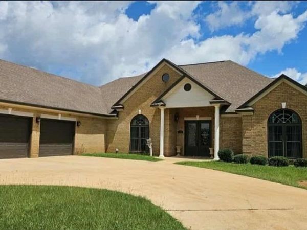 404 E LAFAYETTE Street, Marion, AL 35756