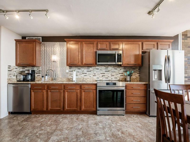 1000 Urlin Avenue, Unit 518, Columbus, OH 43212 Photo 4