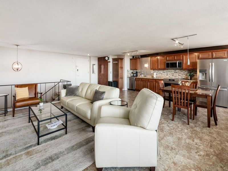 1000 Urlin Avenue, Unit 518, Columbus, OH 43212 Photo 8