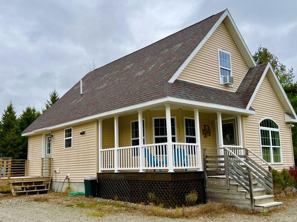100 Bass Harbor Road, Southwest Harbor, ME 04679
