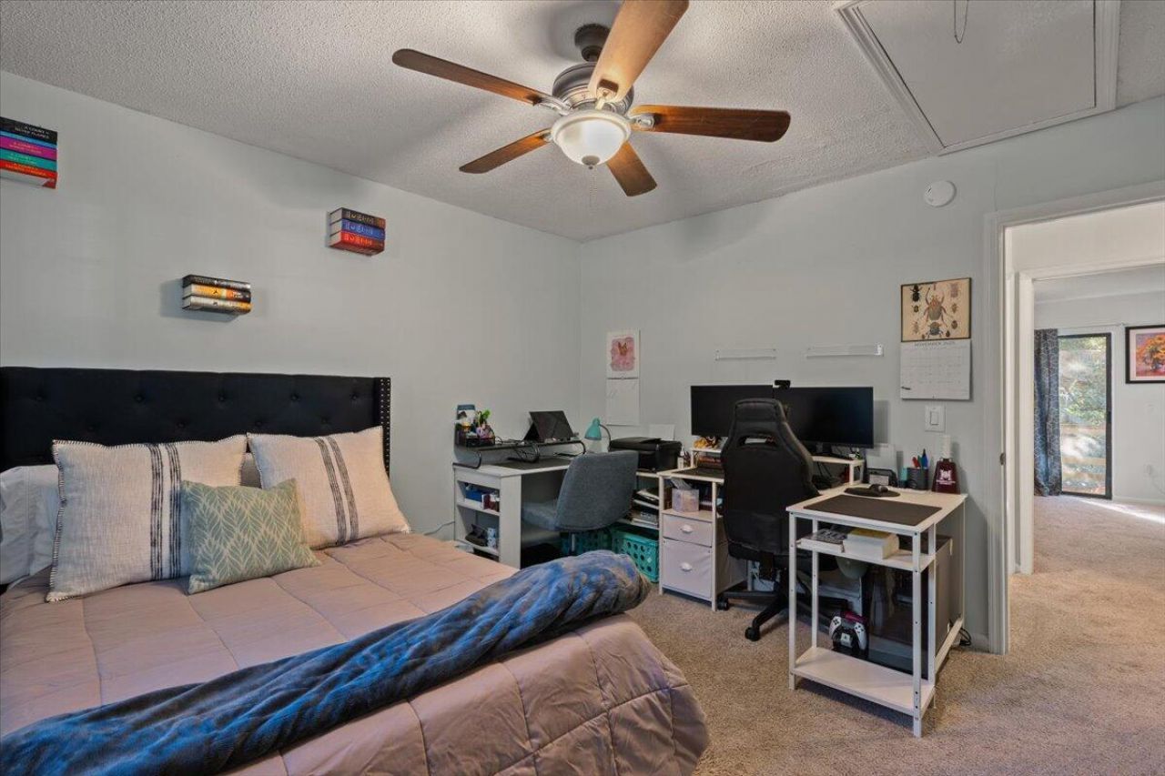 206 St Charles Court Photo 29