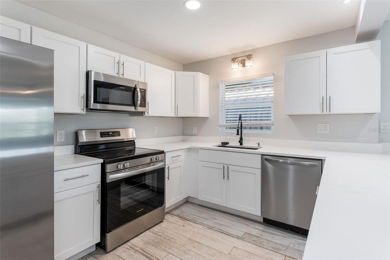 5560 Frances Avenue, New Port Richey, FL 34653 Photo