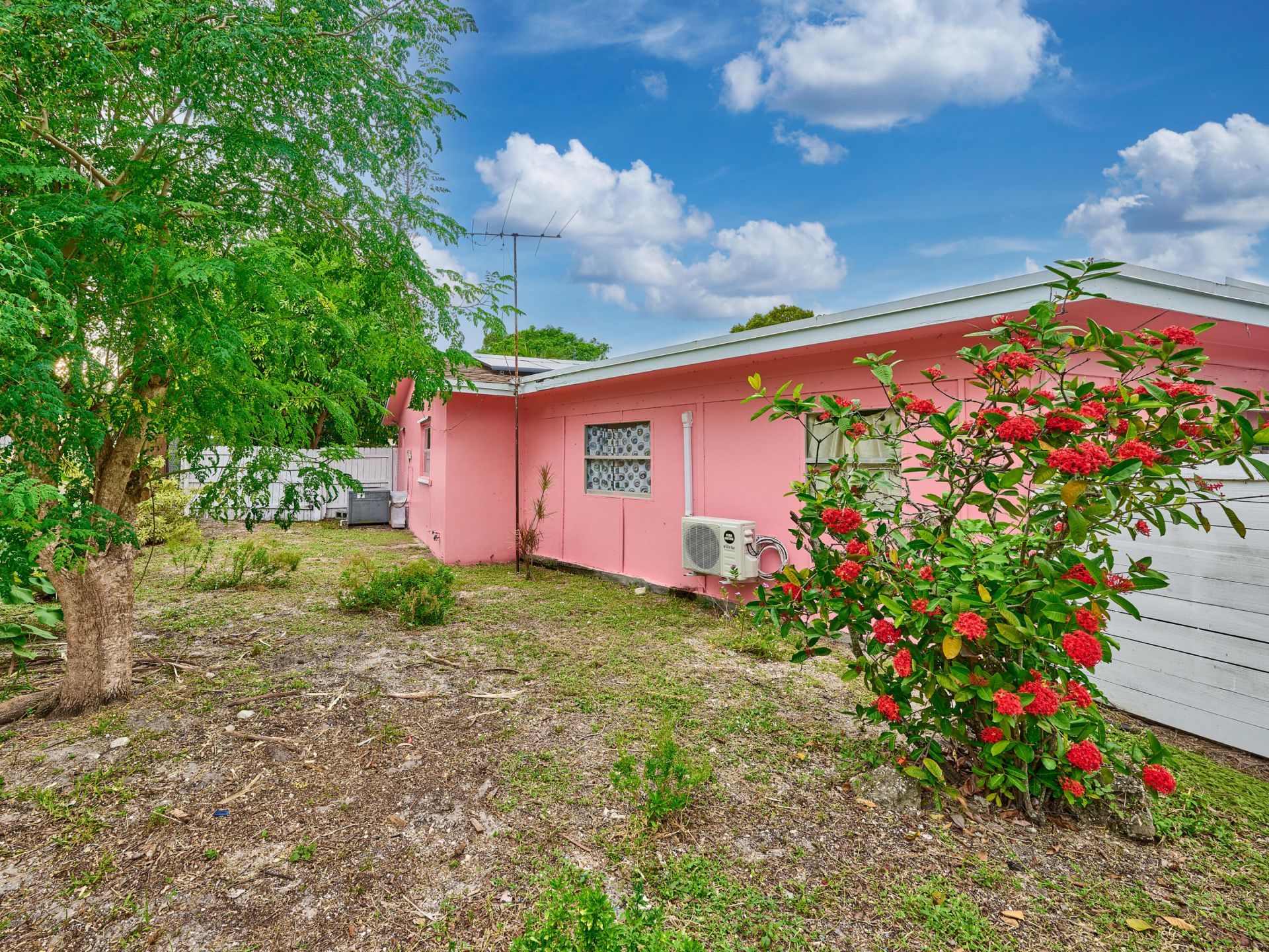 1010 S B Street, Lake Worth Beach, FL 33460 Photo