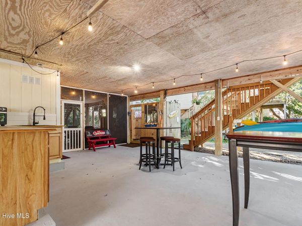 307 Bay Circle, North Topsail Beach, NC 28460