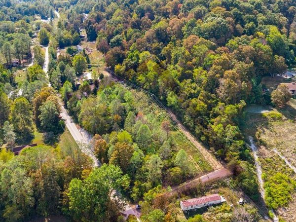 814 State Route 827, Greenup, KY 41144