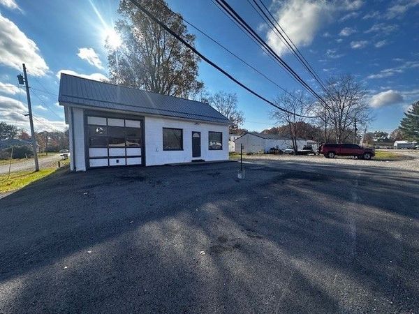 425 W George Street, Carmichaels, PA 15320