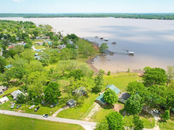 25700 S 608 Road, Grove, OK 74344