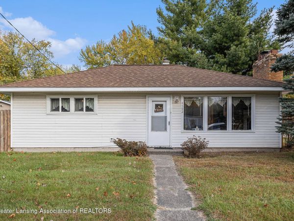 4592 Holt Road, Holt, MI 48842