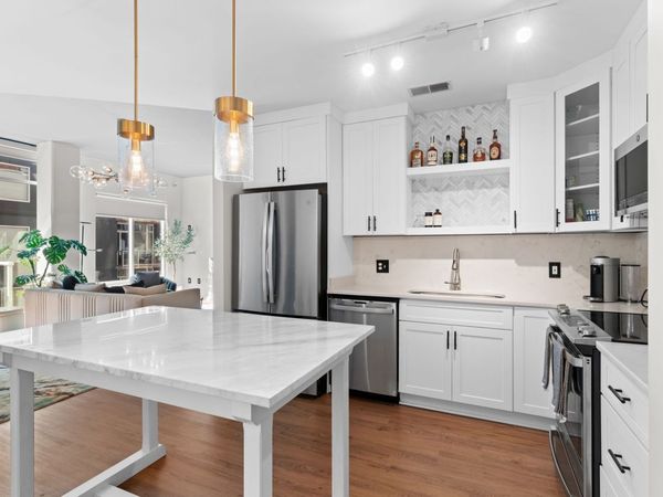 600 12th Ave S, Unit 706, Nashville, TN 37203