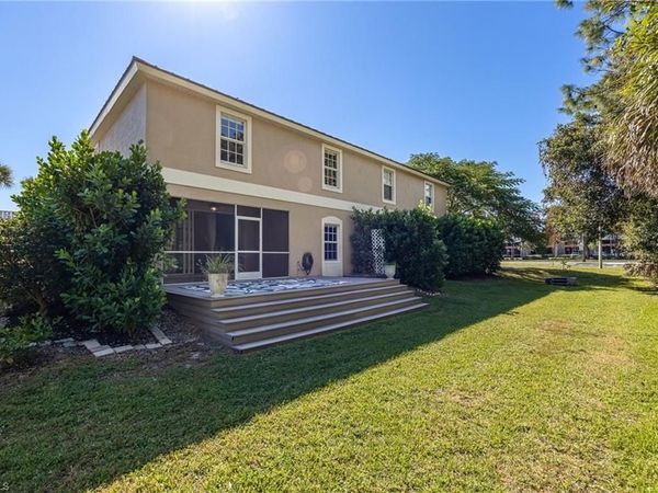 9792 Glen Heron DR, BONITA SPRINGS, FL 34135