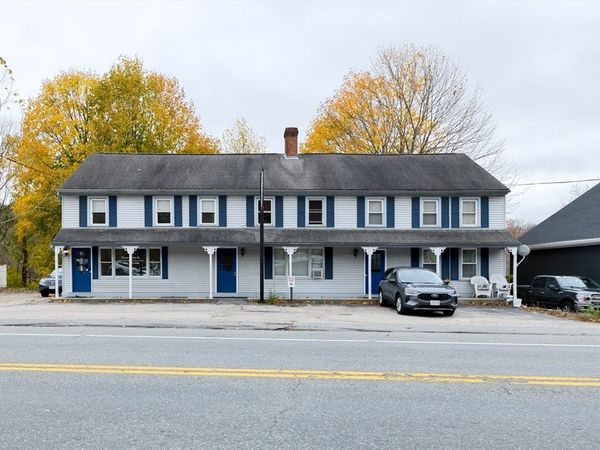 537 Main St, Sturbridge, MA 01518