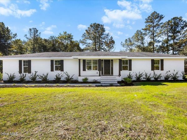9329 Central Boulevard SE, Winnabow, NC 28479