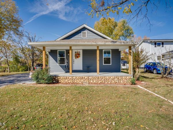 1701 East Millard Street, Johnson City, TN 37601