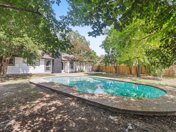 9807 Kendal DR, Austin, TX 78753