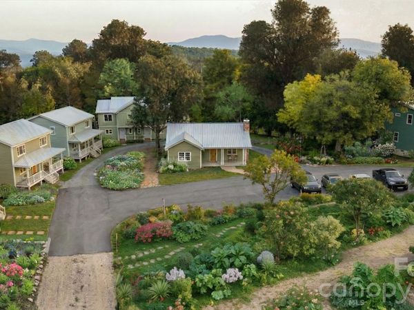 23 Fireside Drive, Asheville, NC 28806