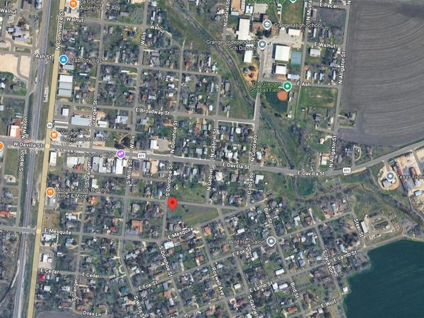 400 E Elm ST, Granger, TX 76530