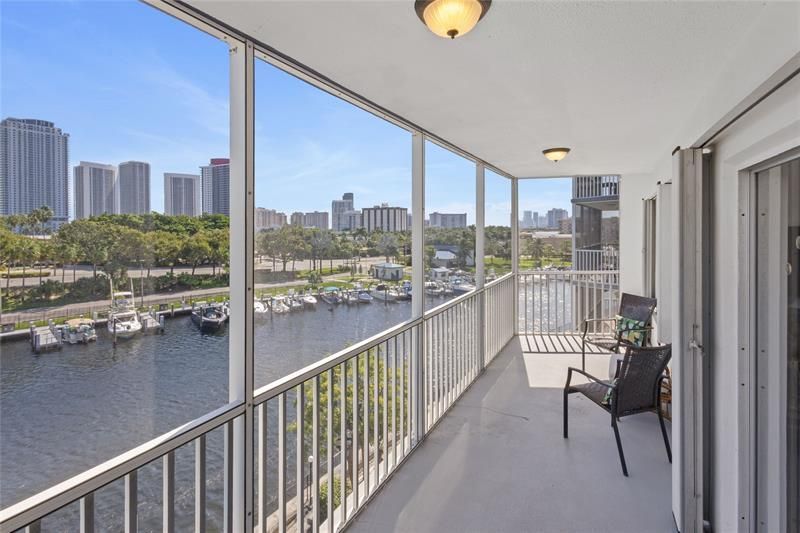 200 Diplomat Parkway, Unit 520, Hallandale Beach, FL 33009 Photo